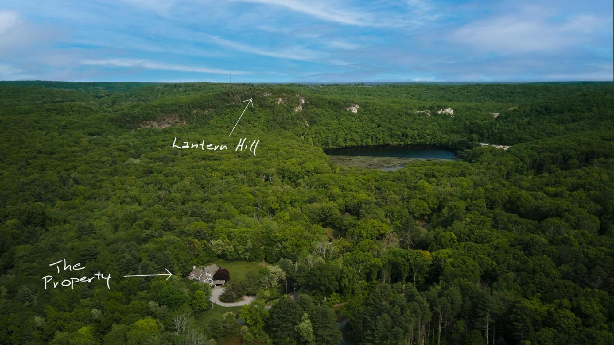 Abbey'S Lantern Hill Inn เลดยาร์ดเซ็นเตอร์ ภายนอก รูปภาพ
