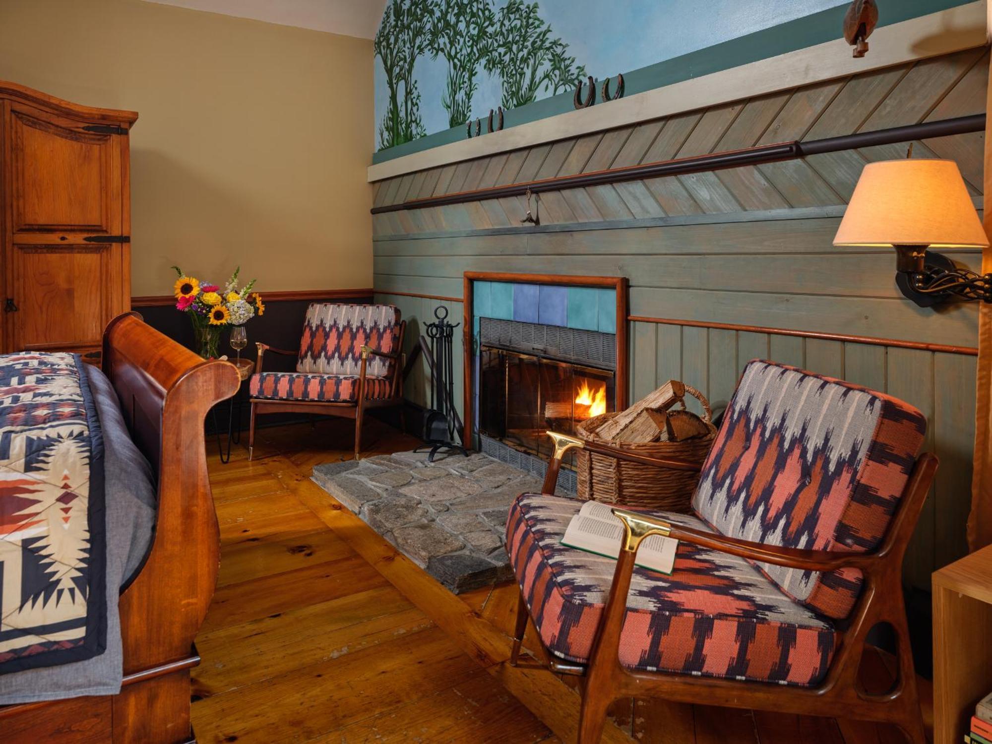 Abbey'S Lantern Hill Inn เลดยาร์ดเซ็นเตอร์ ภายนอก รูปภาพ